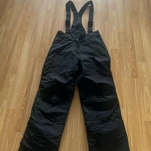 Woman size 8 Obermeyer insulated snow pants
